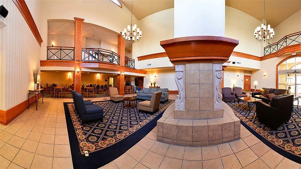 Hampton Inn & Suites By Hilton Calgary University Nw Szálloda