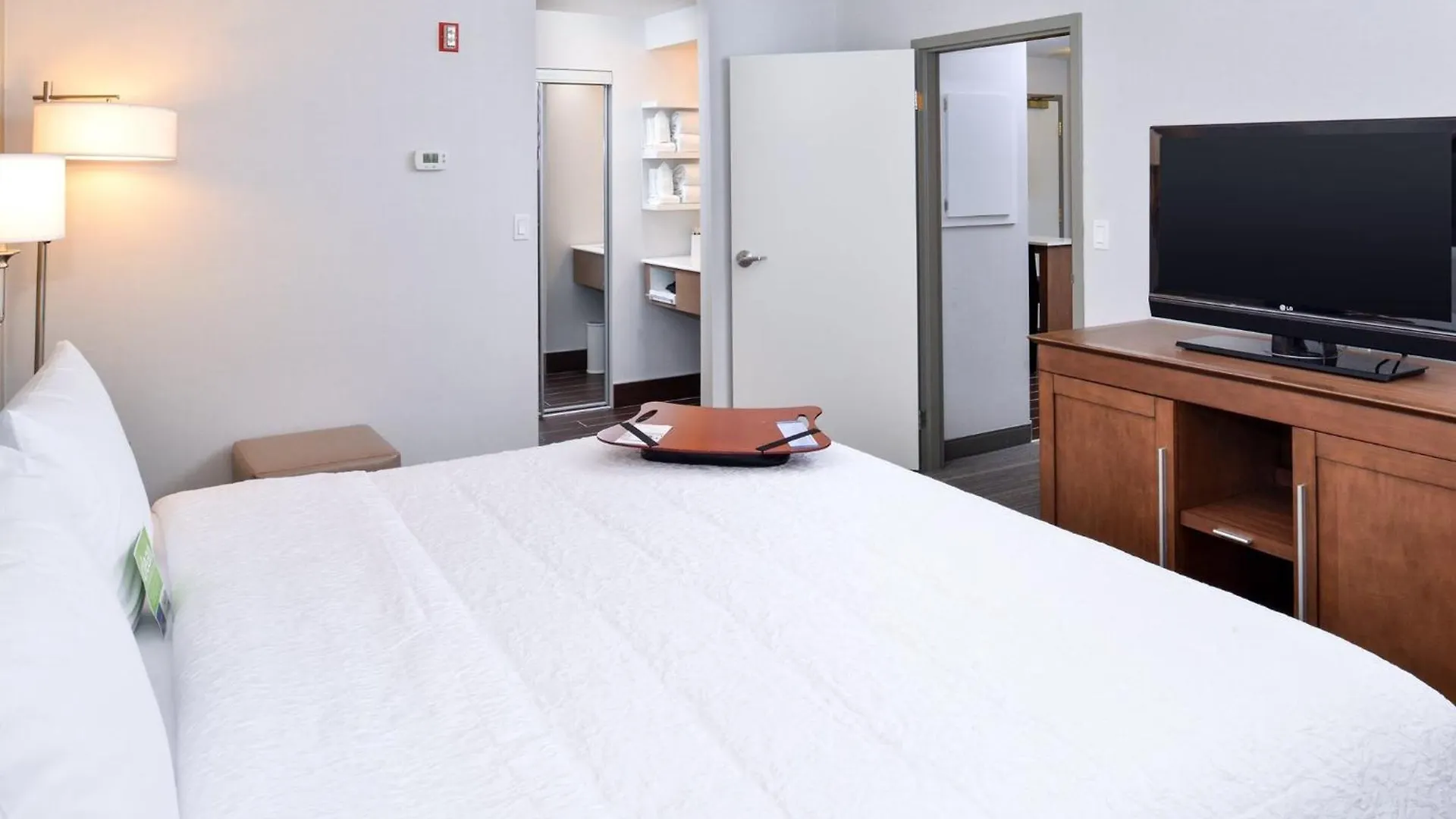 Hampton Inn & Suites By Hilton Calgary University Nw Canada
