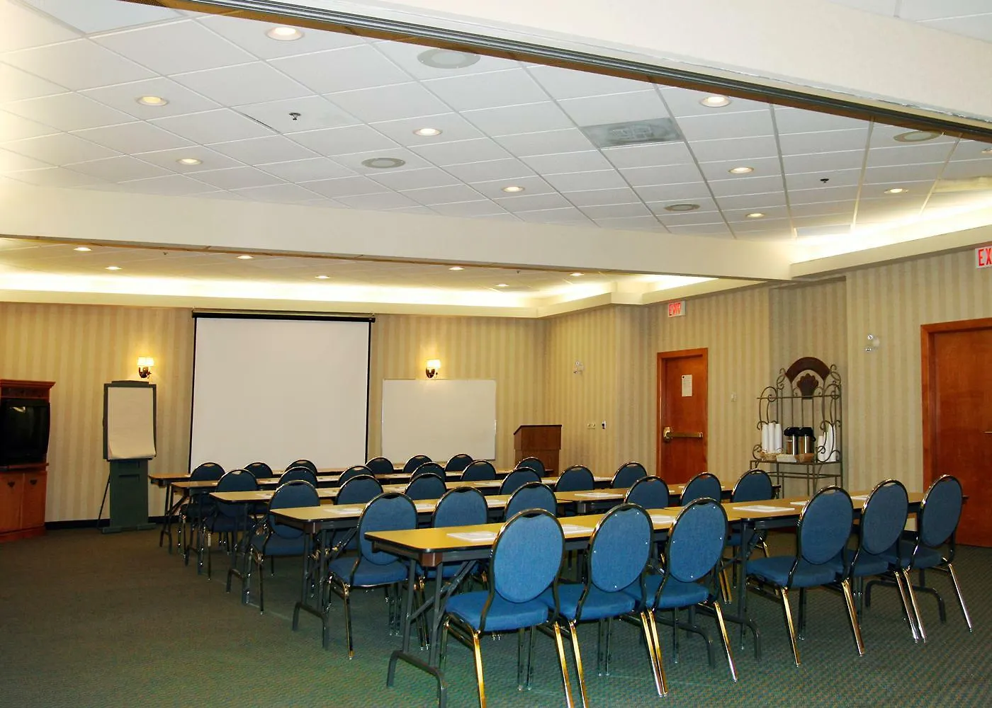 Hampton Inn & Suites By Hilton Calgary University Nw Канада